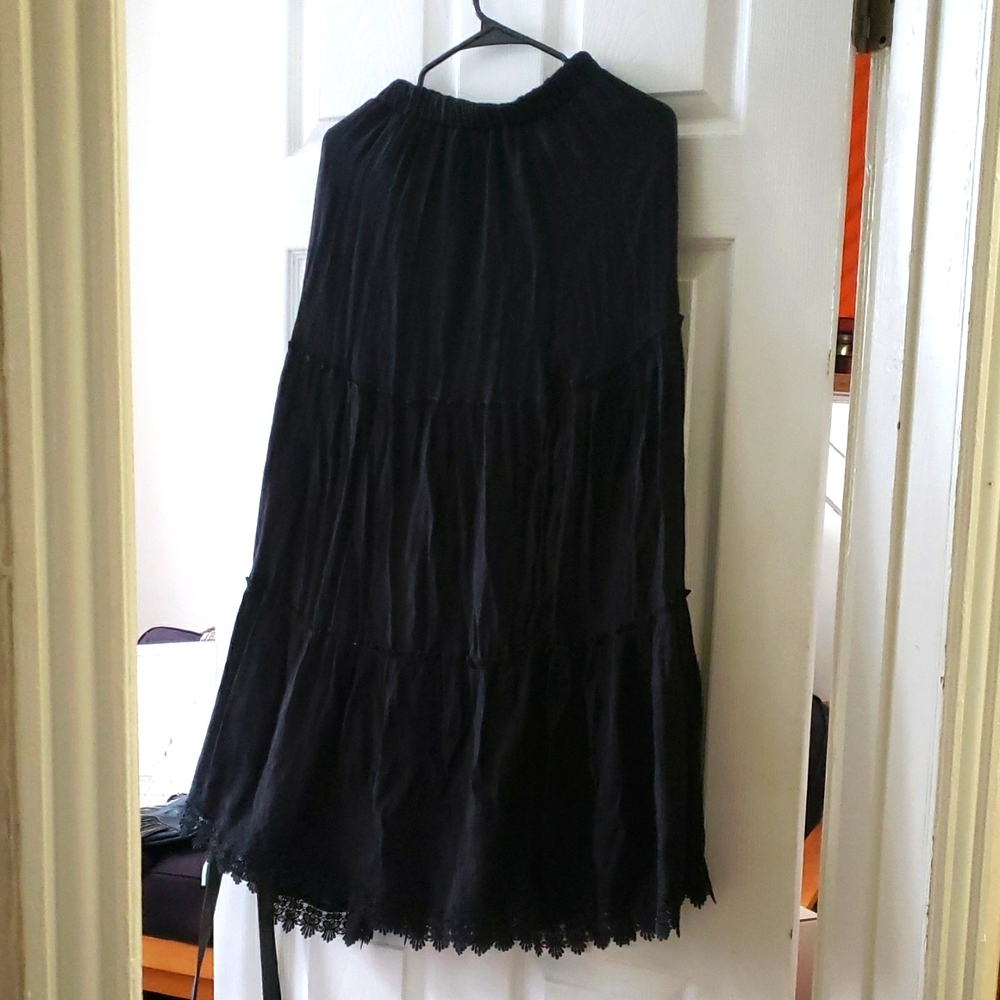 Maxi tiered black witchy broomstick peasant skirt